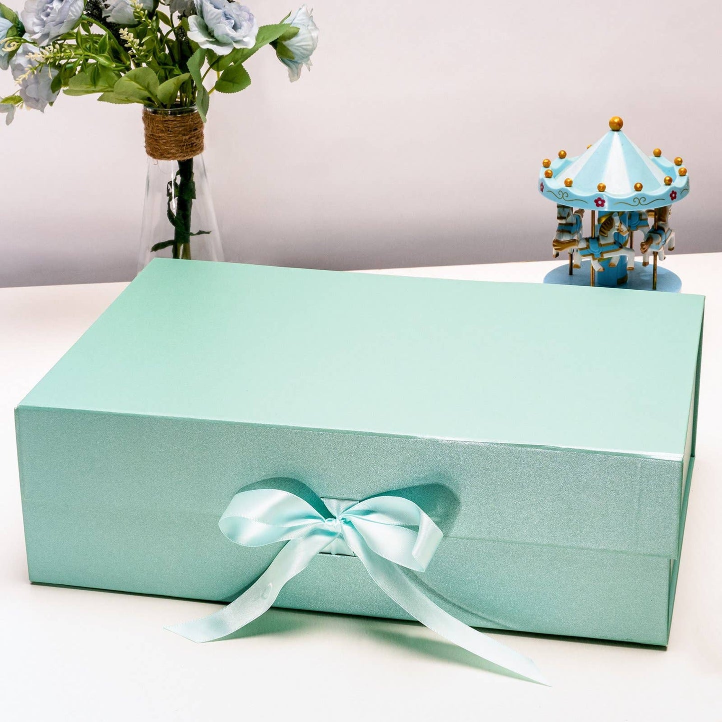 Collapsible Gift Box with Satin Ribbon and Magnetic Lid